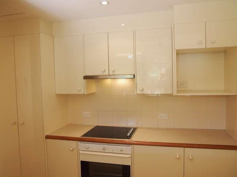 24/10 Goodwin Street, Kangaroo Point QLD 4169