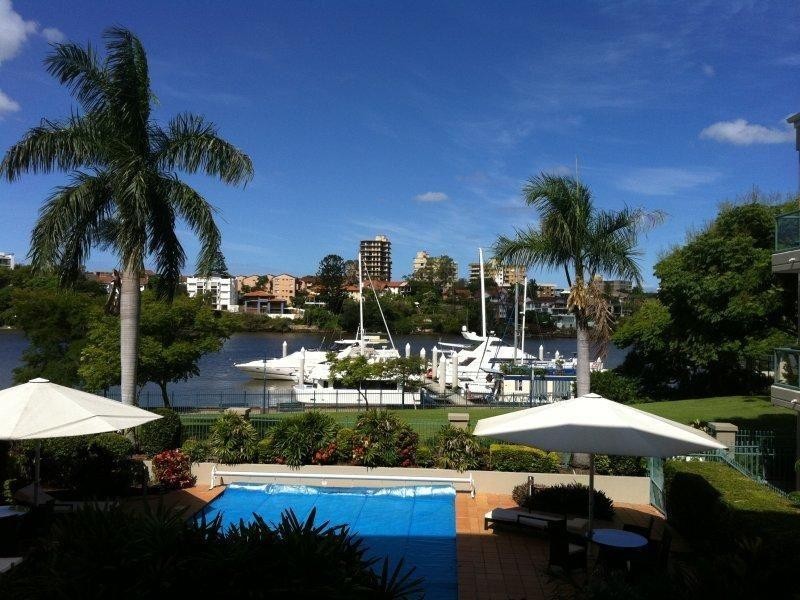 24/10 Goodwin Street, Kangaroo Point QLD 4169