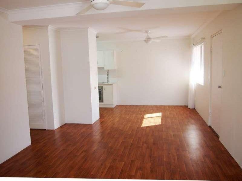 1/58 Douglas Street, Greenslopes QLD 4120