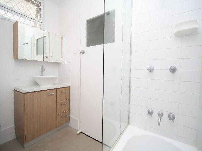 6/115 Kirkland Ave, Coorparoo QLD 4151