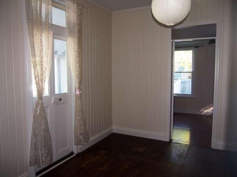 34 Cosker Street, Annerley QLD 4103