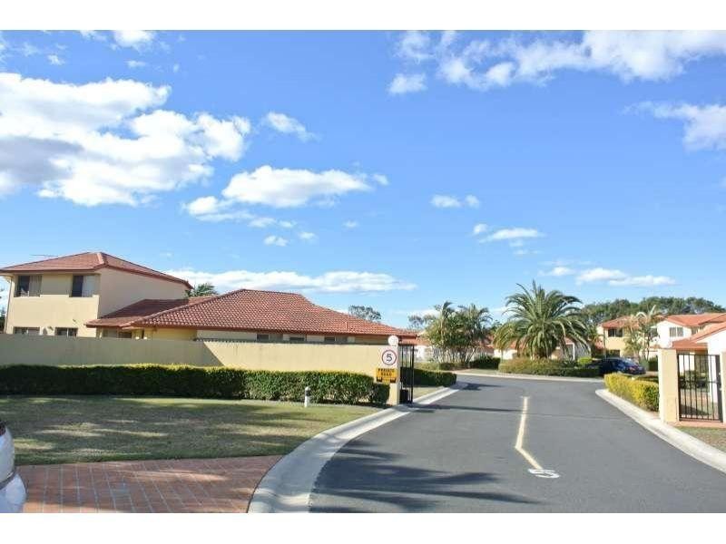 18/144 Meadowlands Road, Carina QLD 4152