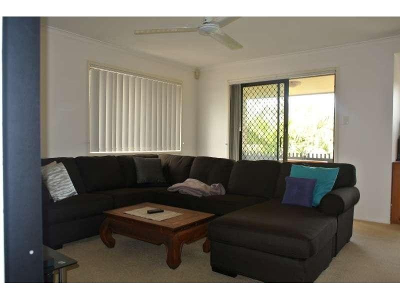 7 Edzell Place, Carindale QLD 4152