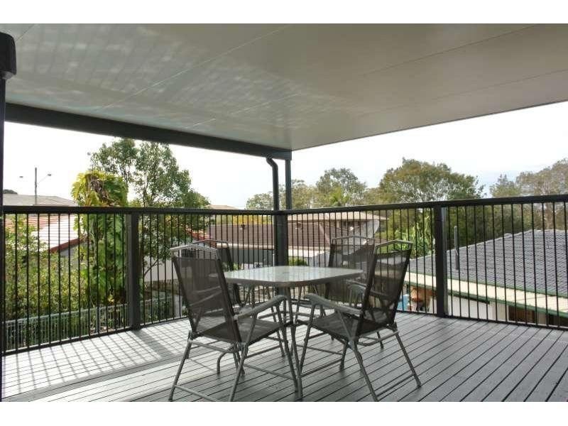 7 Edzell Place, Carindale QLD 4152