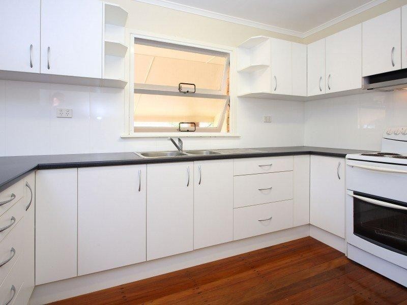 39 Salford Street, Salisbury QLD 4107