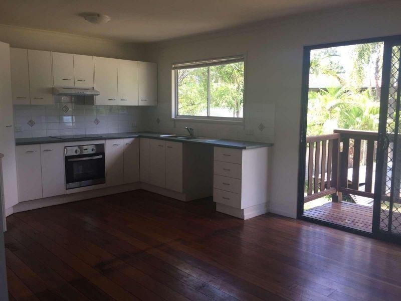 25 Currawong Drive, Birkdale QLD 4159