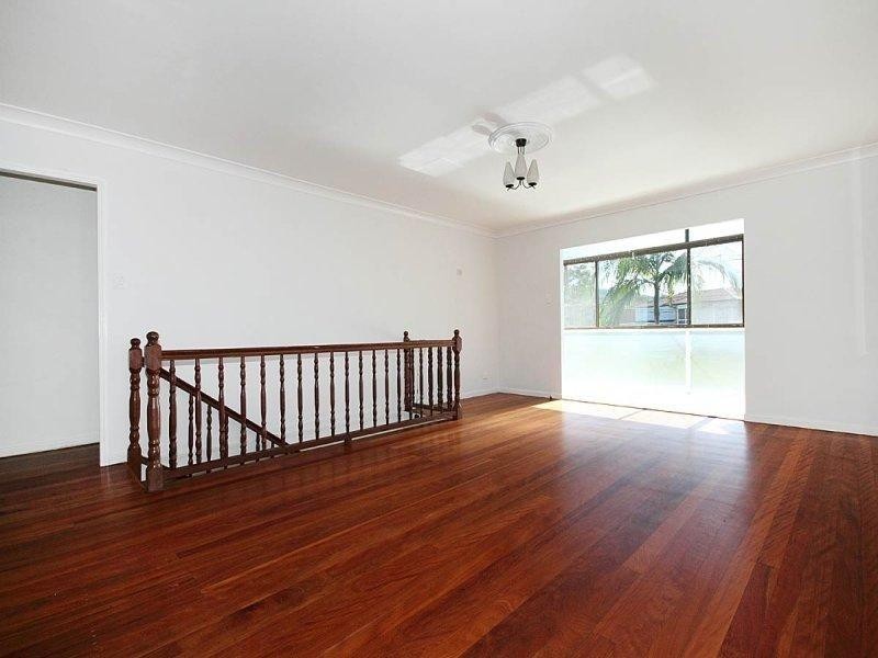 14 Veivers Street, Macgregor QLD 4109