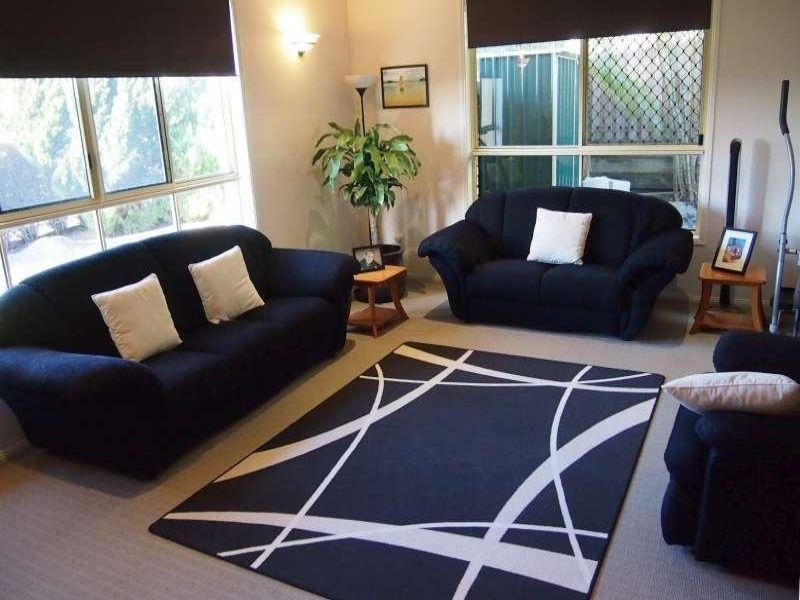 15 Oakley Street, Carindale QLD 4152