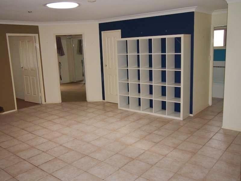 126 Goorari Street, Eight Mile Plains QLD 4113