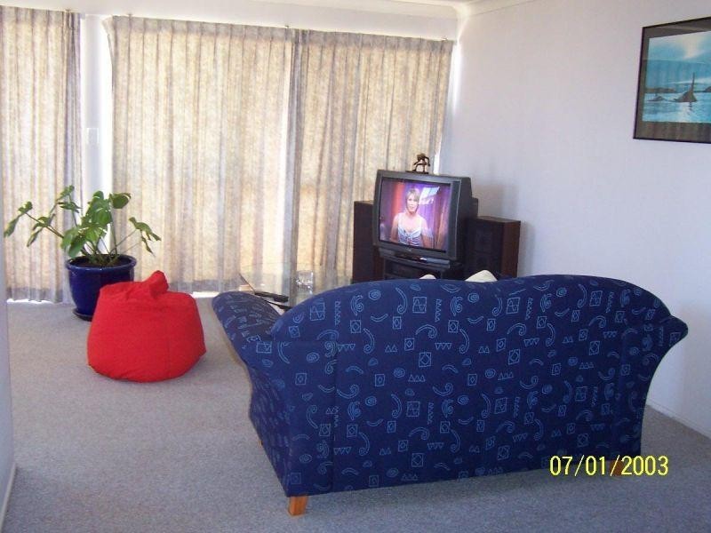 33 Woodrow Drive, Coorparoo QLD 4151