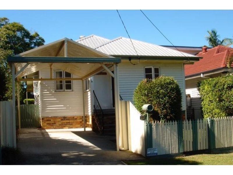 12 Ingleston St, Wynnum West QLD 4178