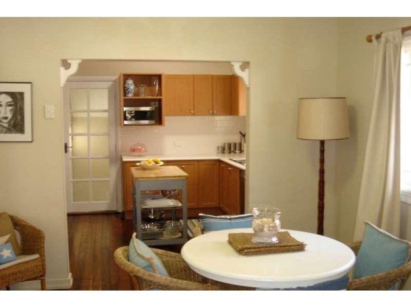 12 Ingleston St, Wynnum West QLD 4178