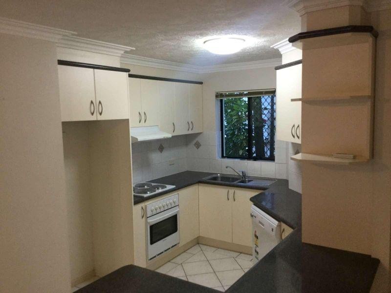 2/330 Hawthorne Road, Hawthorne QLD 4171