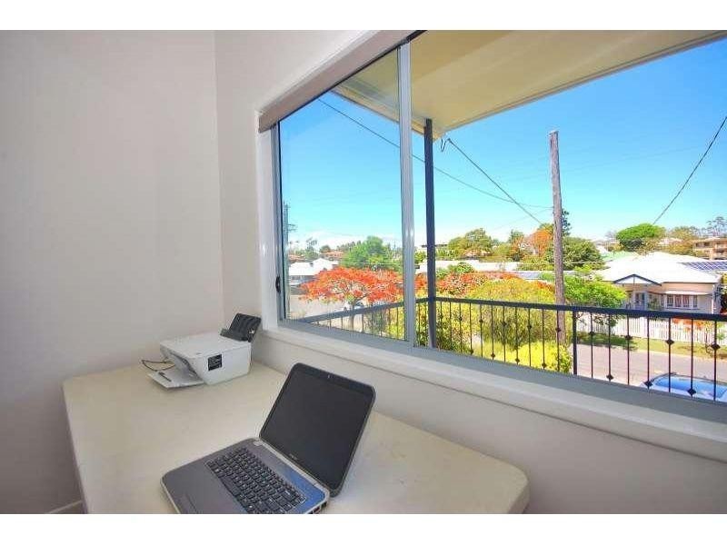 12 Drummond Street, Greenslopes QLD 4120