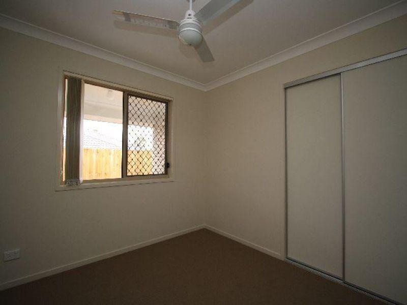 12 Newhaven Street, Marsden QLD 4132