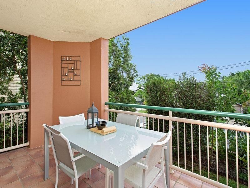 2/24 Terrace Street, Newmarket QLD 4051