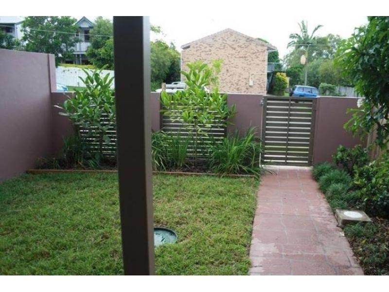 2/56 Gustavson Street, Annerley QLD 4103