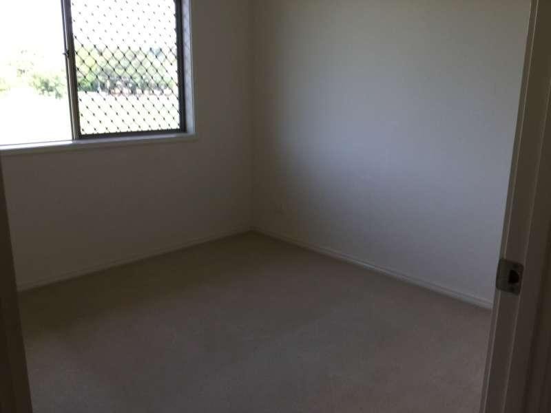 16 Holland Place, Carindale QLD 4152