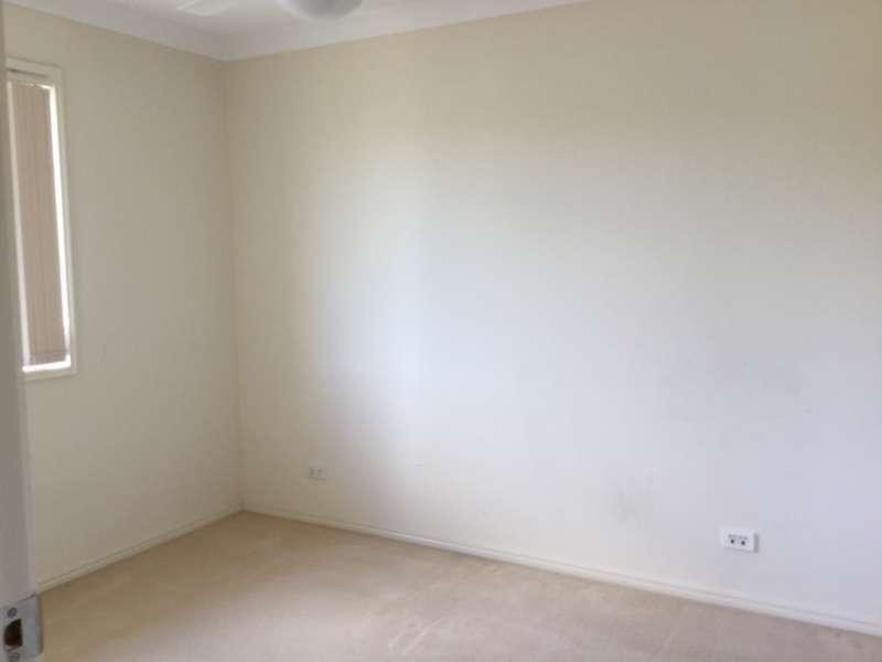 16 Holland Place, Carindale QLD 4152