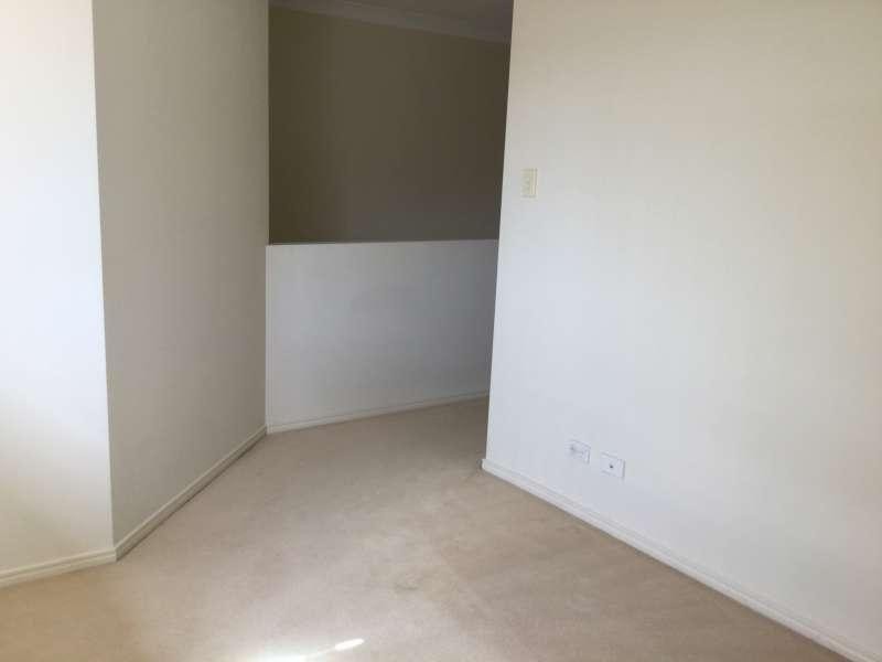 16 Holland Place, Carindale QLD 4152