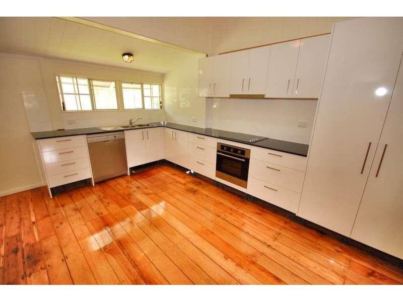 115 Stanton Street, Cannon Hill QLD 4170