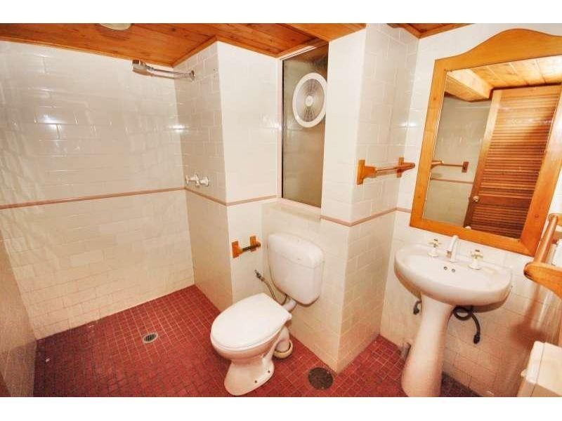 115 Stanton Street, Cannon Hill QLD 4170