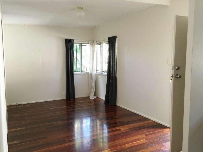 2/86 Lancelot Street, Tennyson QLD 4105