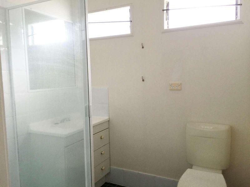 2/86 Lancelot Street, Tennyson QLD 4105