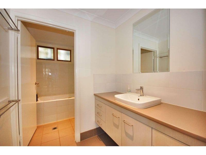 51 Beatrice Street, Hawthorne QLD 4171