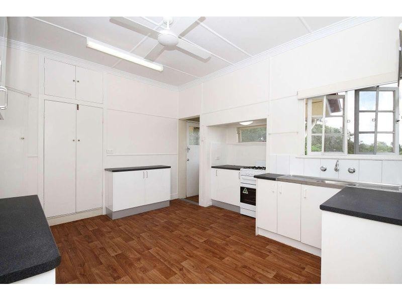 5 Sunbury Street, Buccan QLD 4207