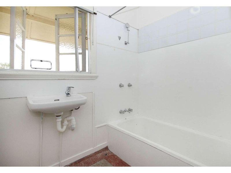 5 Sunbury Street, Buccan QLD 4207