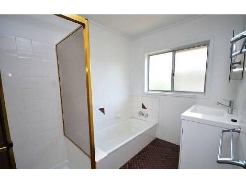 40 Fairlawn Street, Nathan QLD 4111