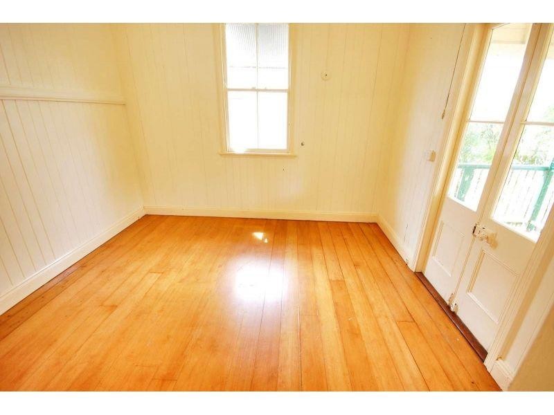 37 Toohey Street, Woolloongabba QLD 4102