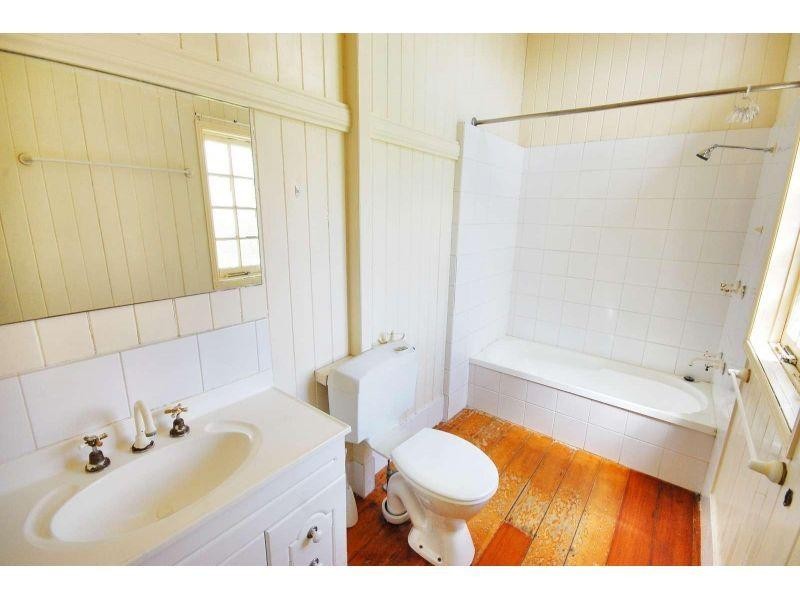 37 Toohey Street, Woolloongabba QLD 4102