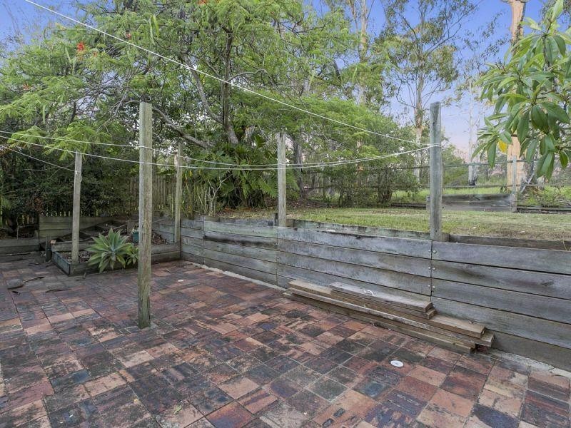 127a Messines Ridge Road, Holland Park West QLD 4121