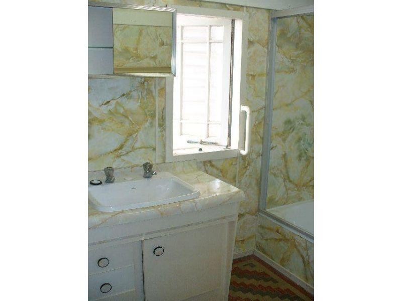 11 Walker Street, Coorparoo QLD 4151