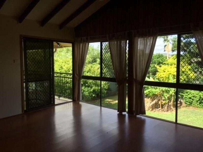 4 Mankina Street, Slacks Creek QLD 4127