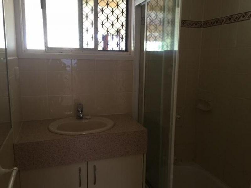 4 Mankina Street, Slacks Creek QLD 4127