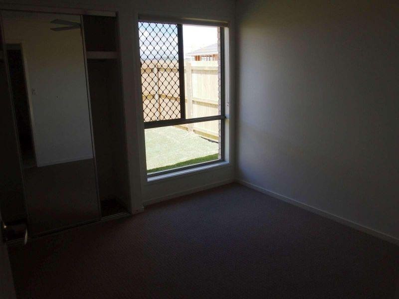 39 Blossom Street, Yarrabilba QLD 4207