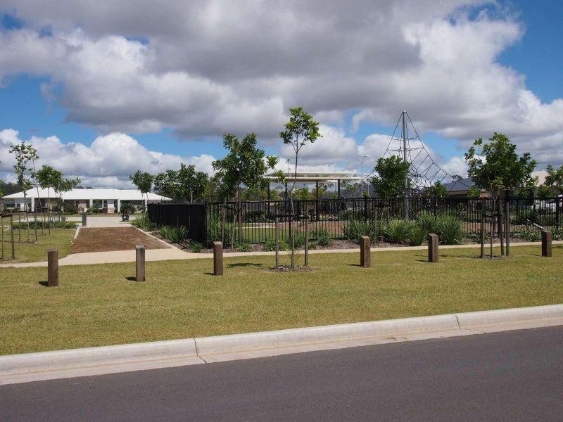 39 Blossom Street, Yarrabilba QLD 4207