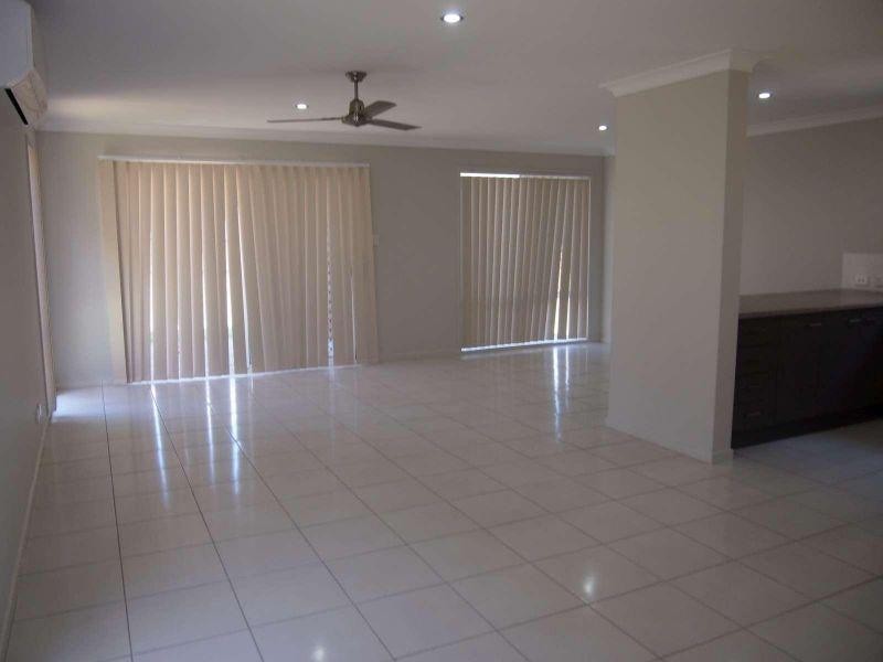 97 Grand Terrace, Waterford QLD 4133