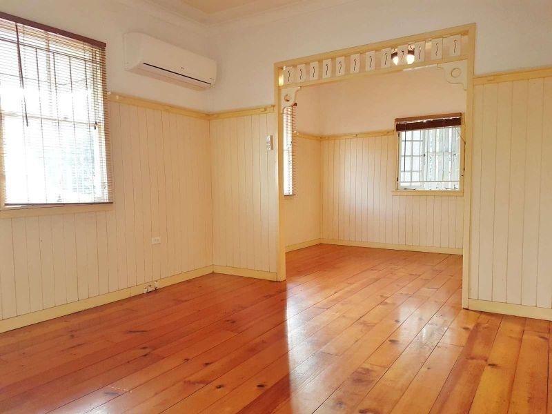 20 Sackville Street, Greenslopes QLD 4120