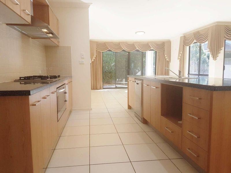 73/1 Celestial Court, Carina QLD 4152