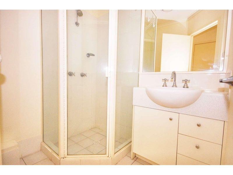 10/75 Riding Road, Hawthorne QLD 4171