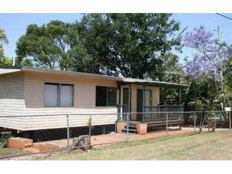 1 Perth Street, Kingston QLD 4114