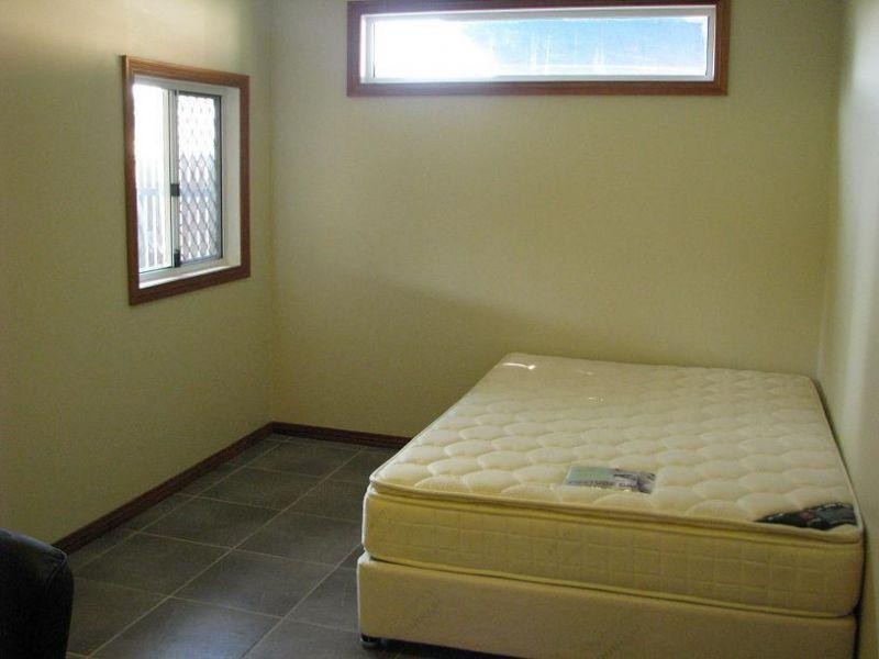 127b Messines Ridge Road, Holland Park QLD 4121