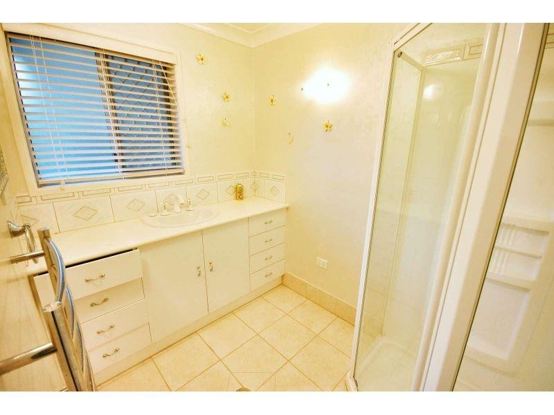 19 Tarcutta Street, Cleveland QLD 4163