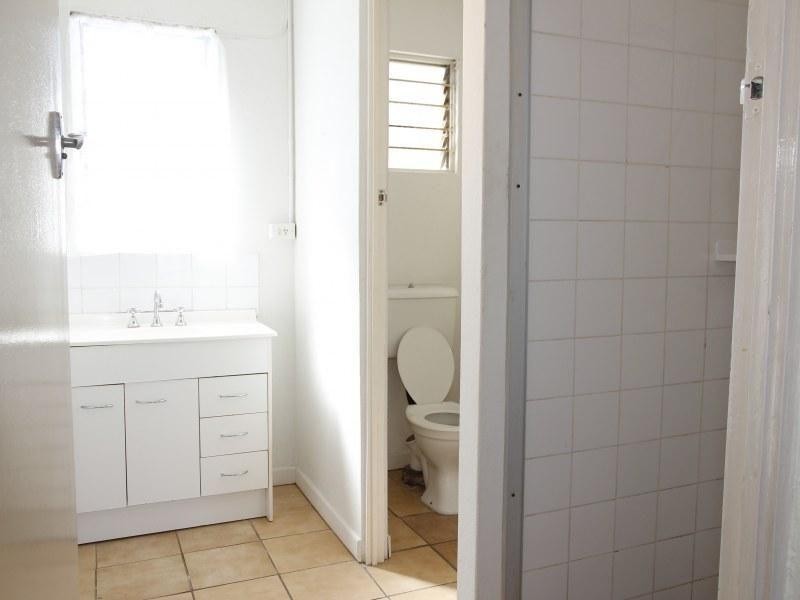 1/22 Bundah Street, Camp Hill QLD 4152