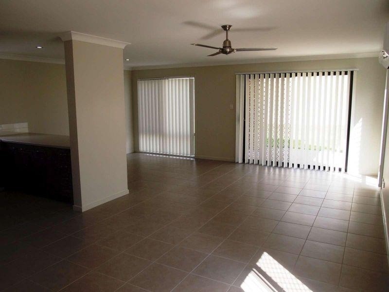 103 Grand Terrace, Waterford QLD 4133