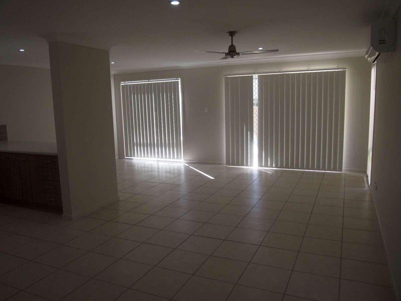 17 Wongabel Close, Waterford QLD 4133